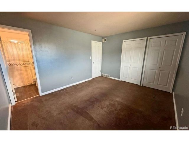 2 Bitterweed Ct, Pueblo, CO 81001