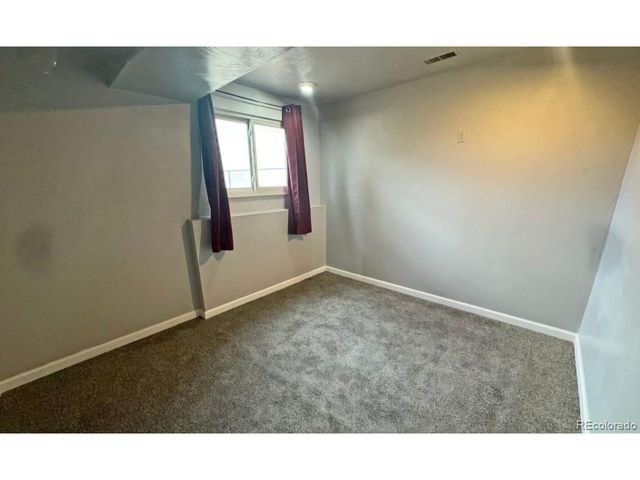 2 Bitterweed Ct, Pueblo, CO 81001