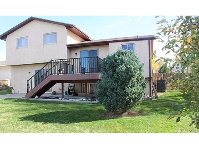 2 Bitterweed Ct, Pueblo, CO 81001
