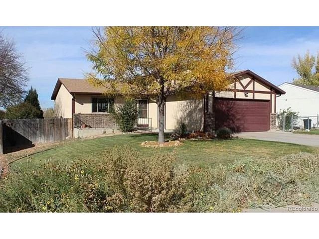 2 Bitterweed Ct, Pueblo, CO 81001