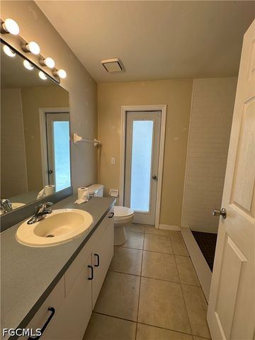 8397 Bahamas RD, Fort Myers, FL 33967