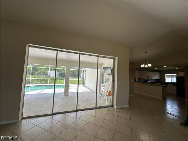 8397 Bahamas RD, Fort Myers, FL 33967