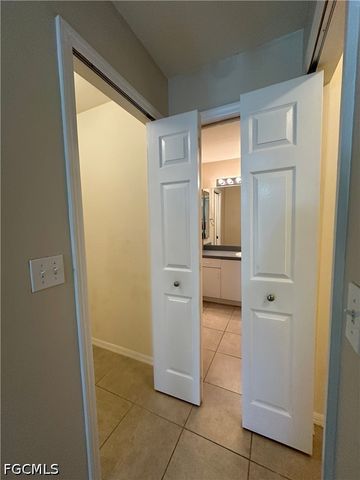 8397 Bahamas RD, Fort Myers, FL 33967