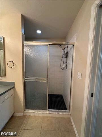 8397 Bahamas RD, Fort Myers, FL 33967