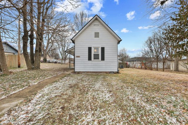 359 W Sumner Avenue, Martinsville, IN 46151