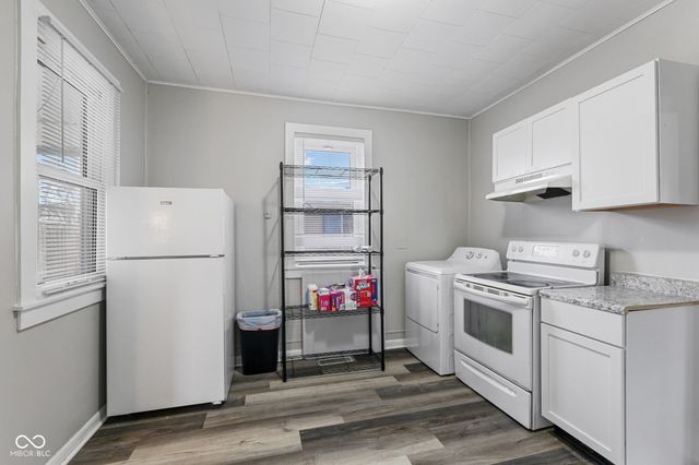 359 W Sumner Avenue, Martinsville, IN 46151