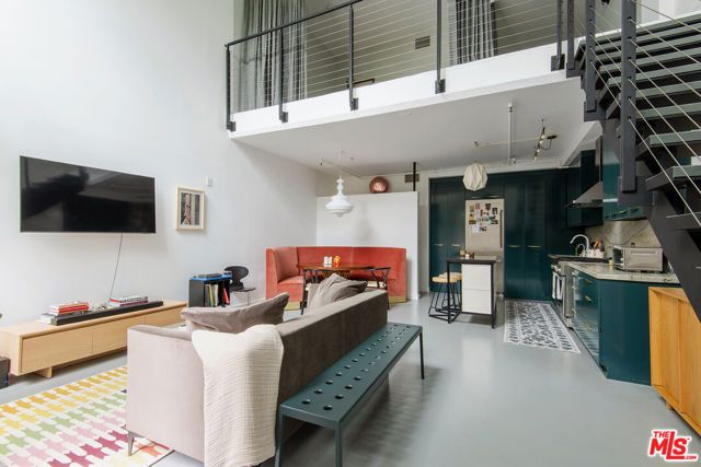 4111 W Sunset Boulevard 233, Los Angeles, CA 90029
