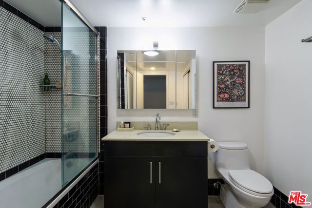 4111 W Sunset Boulevard 233, Los Angeles, CA 90029