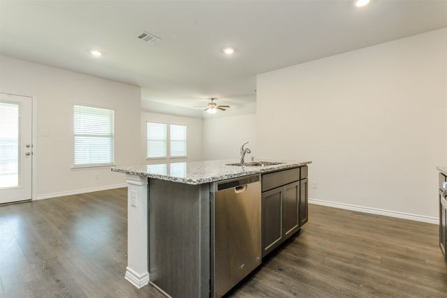 406 Saddle Club Way, Princeton, TX 75407