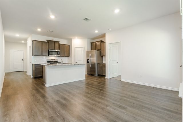406 Saddle Club Way, Princeton, TX 75407