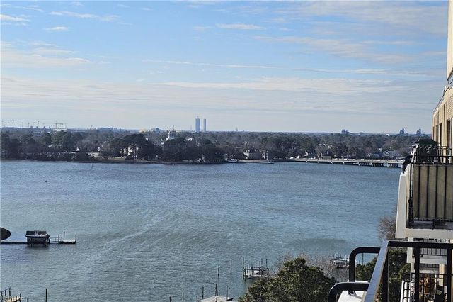 7320 Glenroie Ave Apt 12J, Norfolk, VA 23505