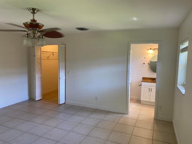 956 Tulip Lane, Vero Beach, FL 32963