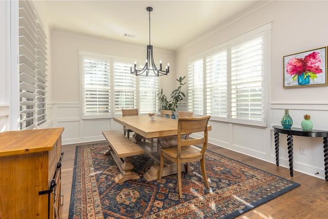 215 NEBHUT LN, Rossville, TN 38066