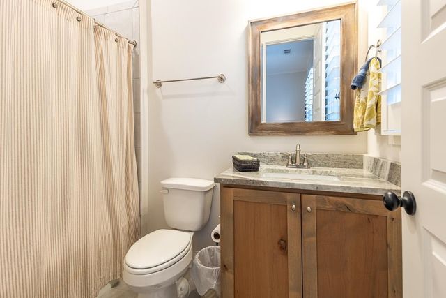 215 NEBHUT LN, Rossville, TN 38066