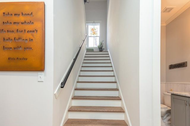 215 NEBHUT LN, Rossville, TN 38066