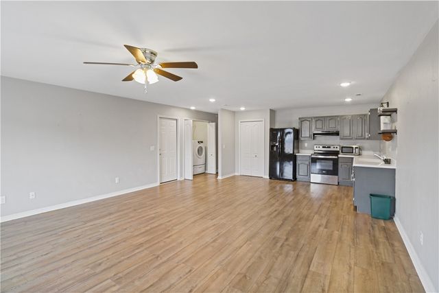 40 Holly Drive A & B, Bentonville, AR 72712