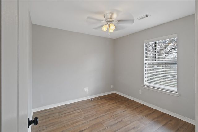 40 Holly Drive A & B, Bentonville, AR 72712