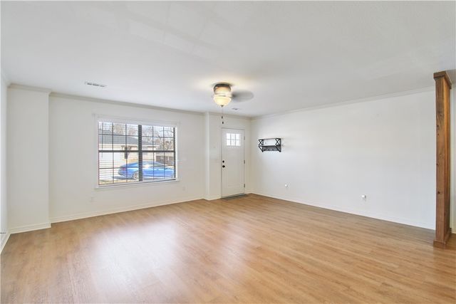 40 Holly Drive A & B, Bentonville, AR 72712