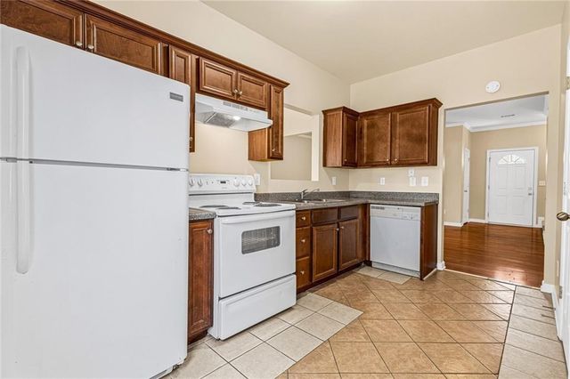 321 Village Drive, Loganville, GA 30052