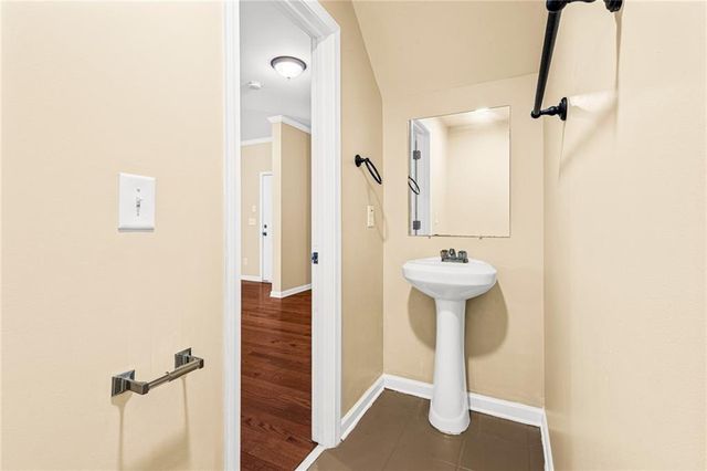321 Village Drive, Loganville, GA 30052
