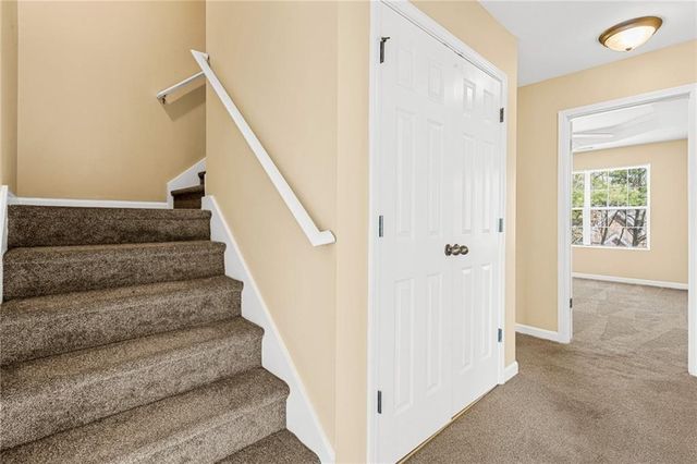 321 Village Drive, Loganville, GA 30052