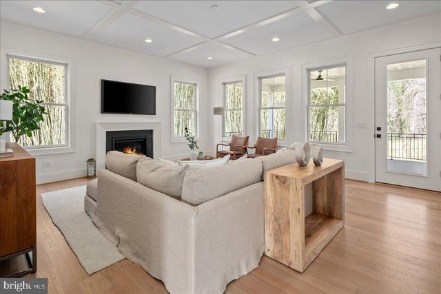 6545 PLACID ST, Falls Church, VA 22043