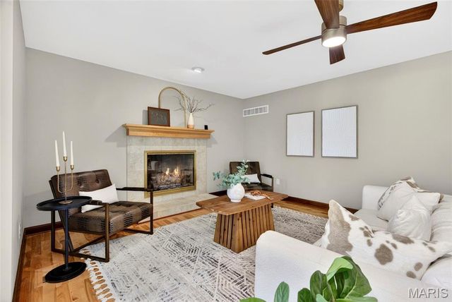 2113 Bow Tree Court, Chesterfield, MO 63005
