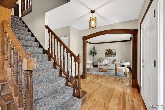2113 Bow Tree Court, Chesterfield, MO 63005
