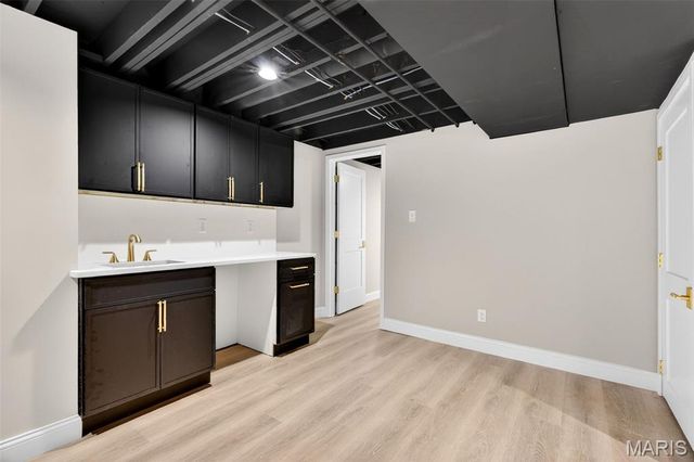 2113 Bow Tree Court, Chesterfield, MO 63005