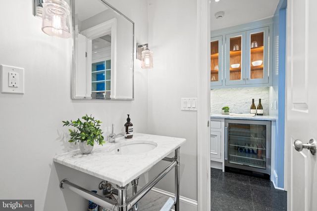 1806 24TH ST NW, Washington, DC 20008