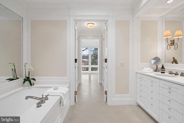 1806 24TH ST NW, Washington, DC 20008