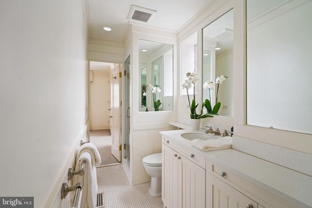 1806 24TH ST NW, Washington, DC 20008