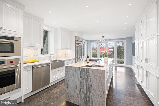 1806 24TH ST NW, Washington, DC 20008