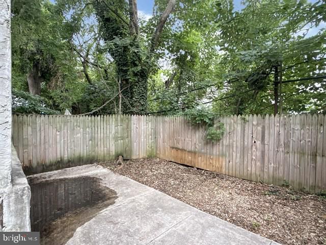 606 N 43RD ST, Philadelphia, PA 19104