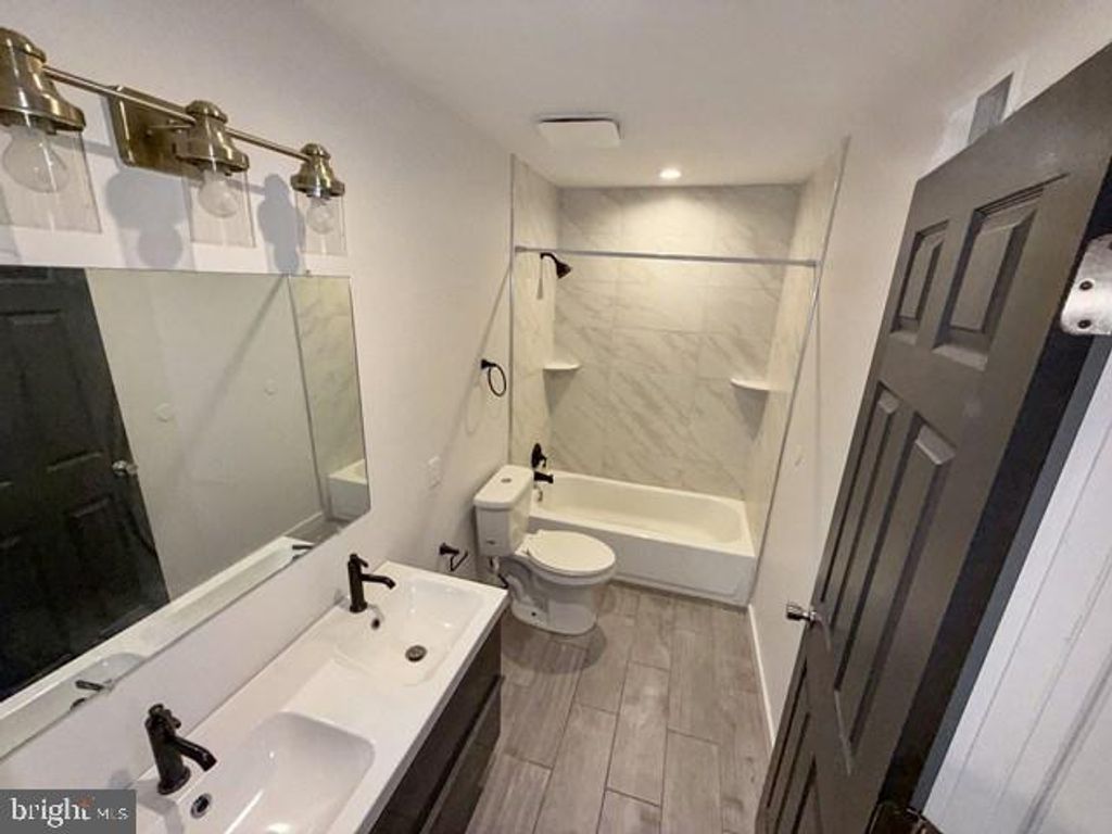 606 N 43RD ST, PHILADELPHIA, PA 19104 — photo 3