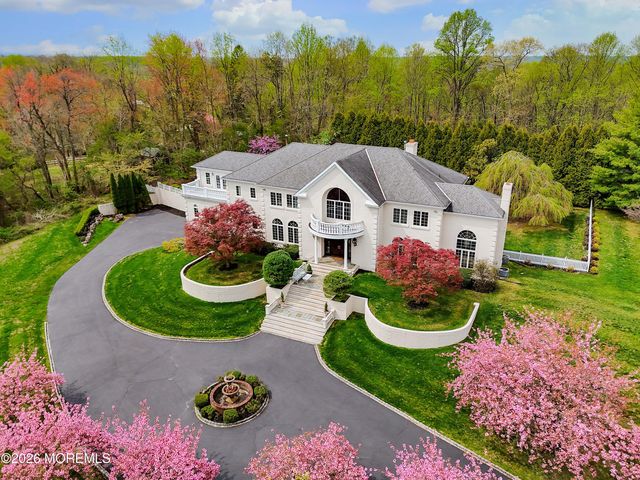 6 Hayes Court, Atlantic Highlands, NJ 07716
