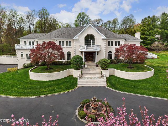 6 Hayes Court, Atlantic Highlands, NJ 07716