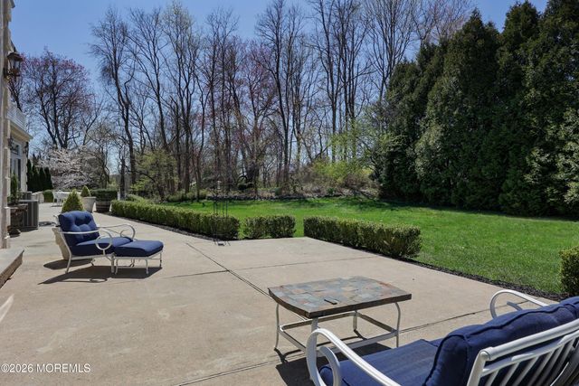 6 Hayes Court, Atlantic Highlands, NJ 07716