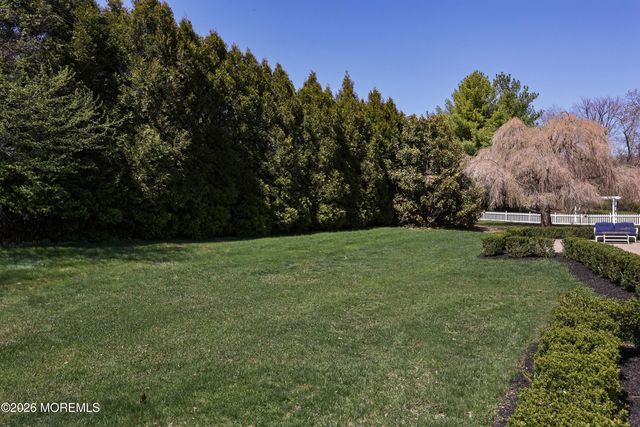 6 Hayes Court, Atlantic Highlands, NJ 07716