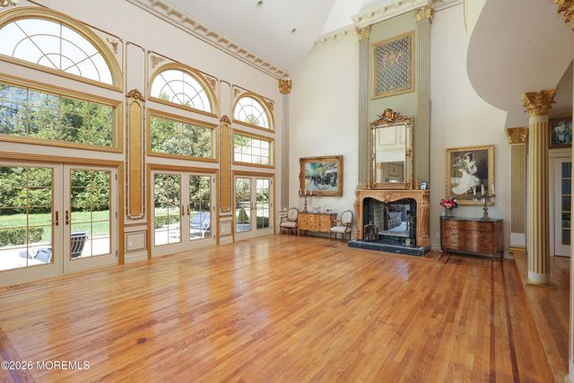 6 Hayes Court, Atlantic Highlands, NJ 07716
