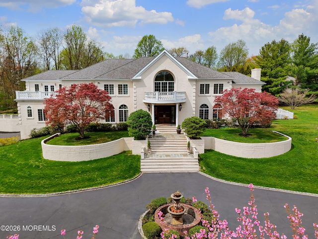 6 Hayes Court, Atlantic Highlands, NJ 07716