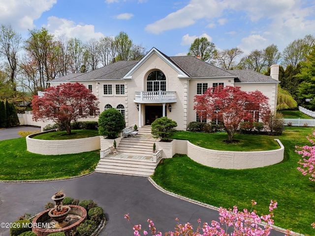 6 Hayes Court, Atlantic Highlands, NJ 07716
