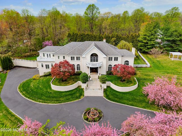 6 Hayes Court, Atlantic Highlands, NJ 07716