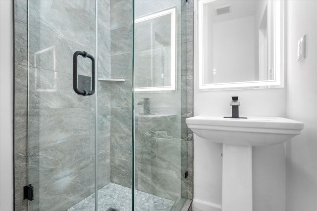 1475 Mckee Street 1451, Dallas, TX 75215