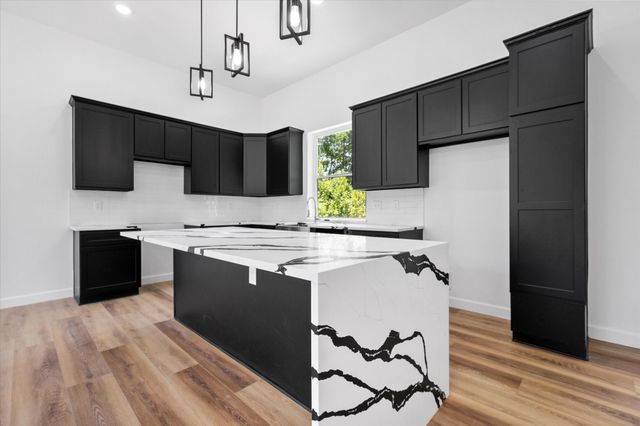 1475 Mckee Street 1451, Dallas, TX 75215