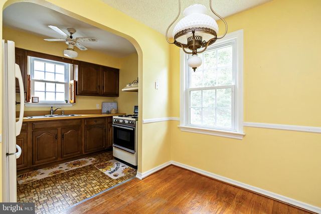 1230 SYLVAN DR, Haddon Heights, NJ 08035