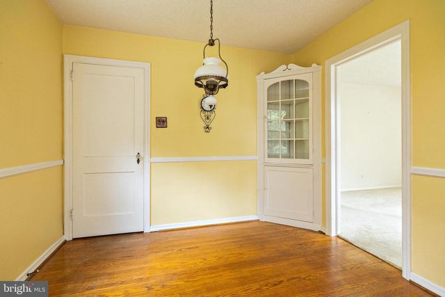 1230 SYLVAN DR, Haddon Heights, NJ 08035