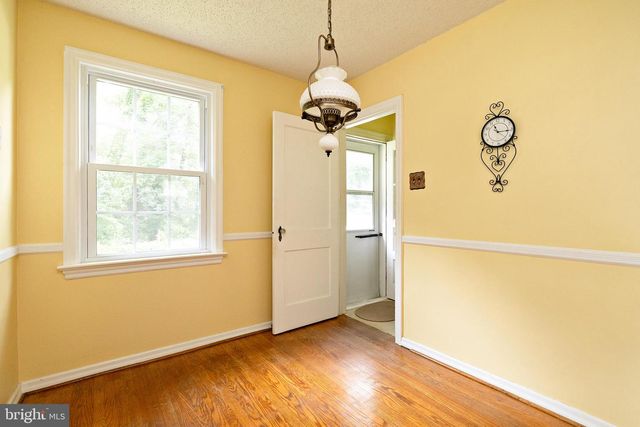 1230 SYLVAN DR, Haddon Heights, NJ 08035