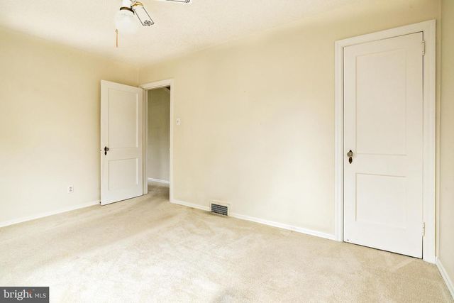 1230 SYLVAN DR, Haddon Heights, NJ 08035