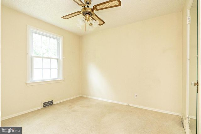 1230 SYLVAN DR, Haddon Heights, NJ 08035
